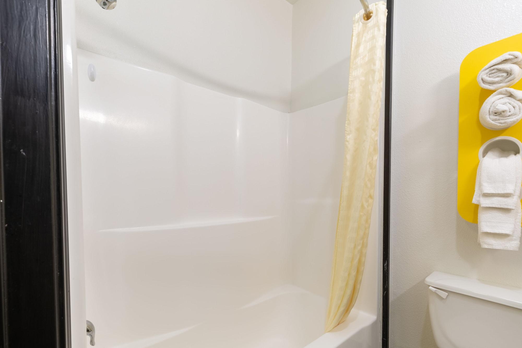Studio 6 Bay City Tx Экстерьер фото